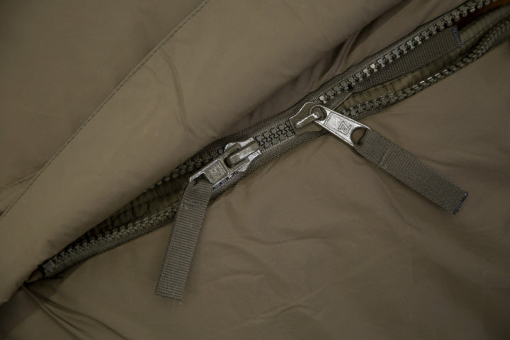 Defence 4 寝袋 シュラフ